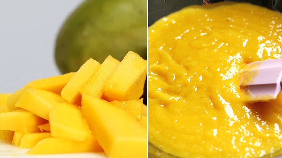 Xay nhuyễn xoài làm phần mousse bánh.