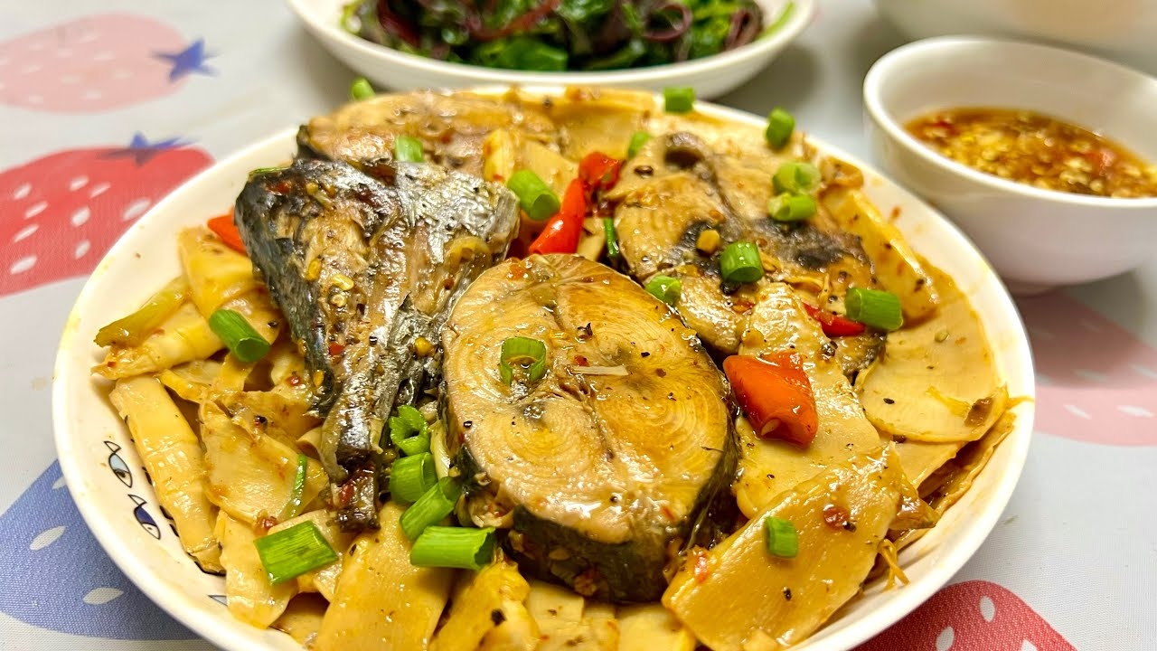 Cá ngừ kho măng là món ăn siêu bắt cơm