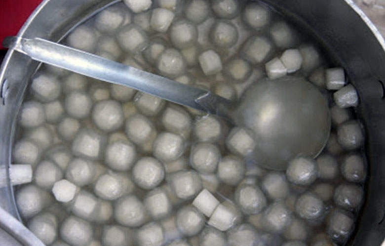 Cách nấu chè bột lọc 7