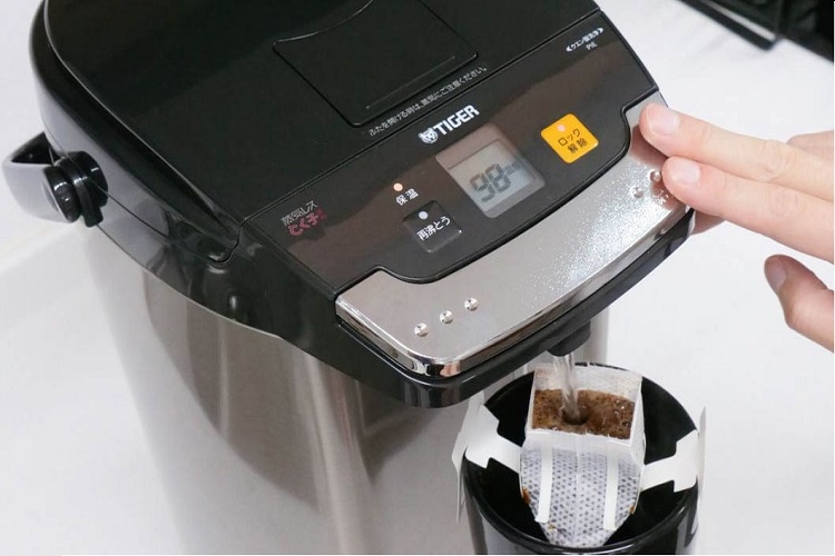 Vệ sinh bình thuỷ điện định kỳ giúp kéo dài thời gian sử dụng