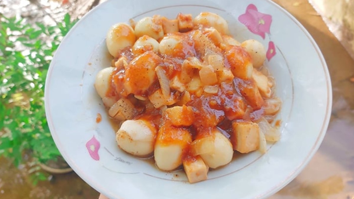 Trứng cút sốt me đậu hũ đơn giản, dễ ăn