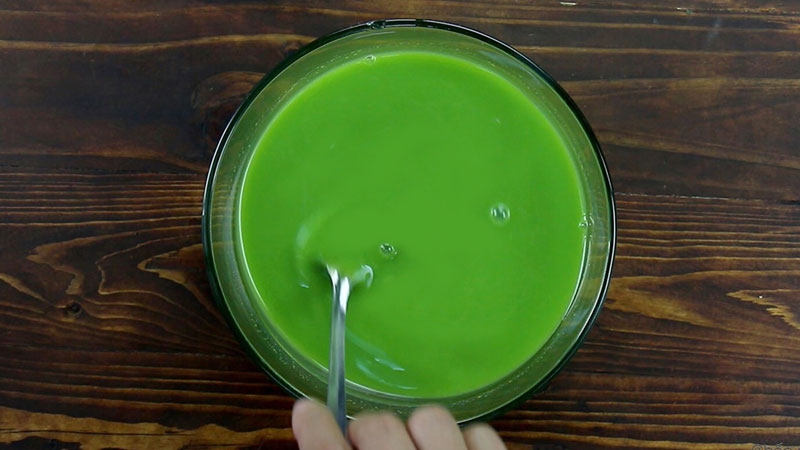 Khuấy tan hỗn hợp kem