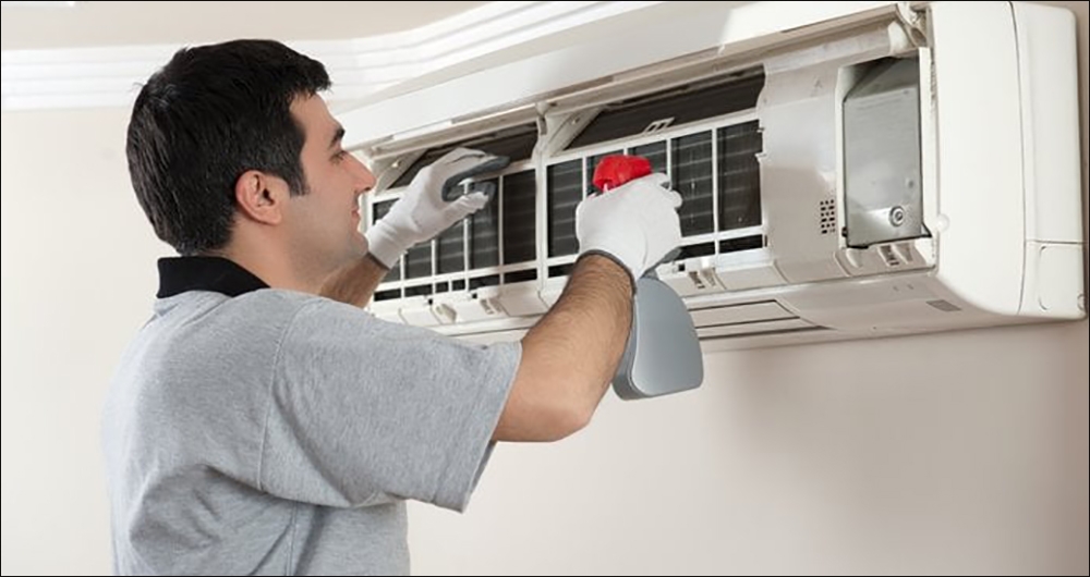 Máy lạnh Panasonic bị bám bụi bẩn
