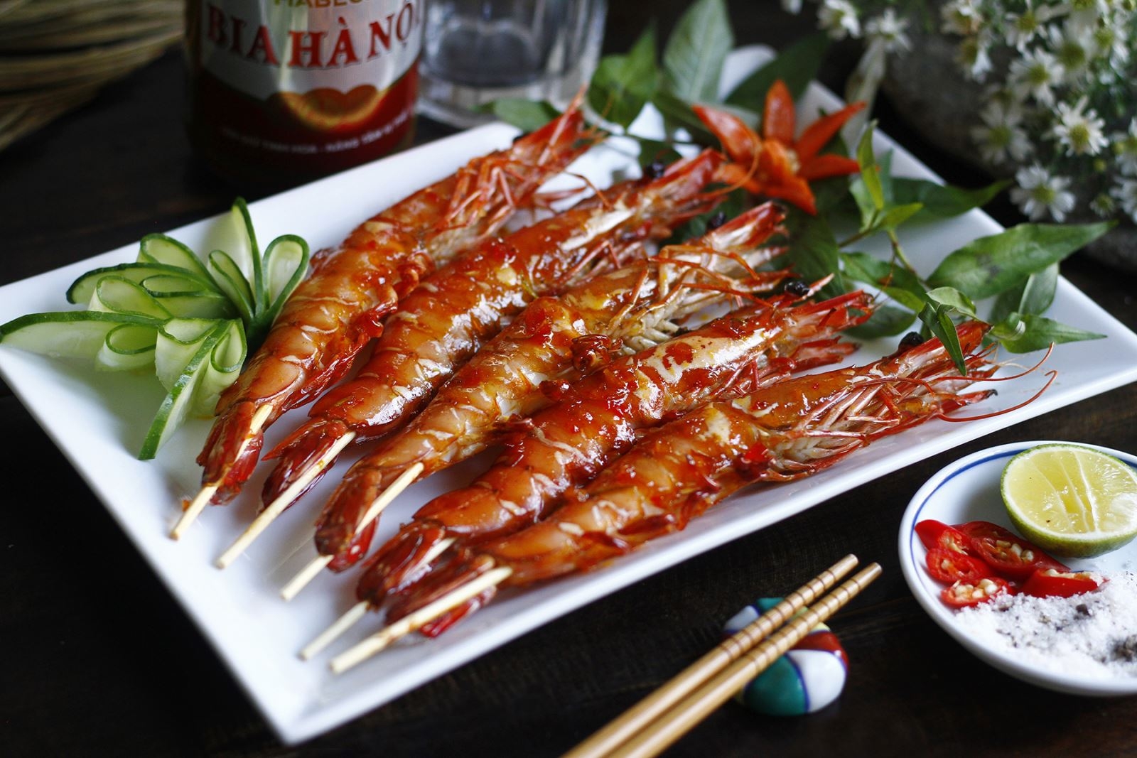 Tôm nướng sa tế siêu bắt miệng, thích hợp đổi vị cho bữa ăn gia đình thêm đa dạng 5