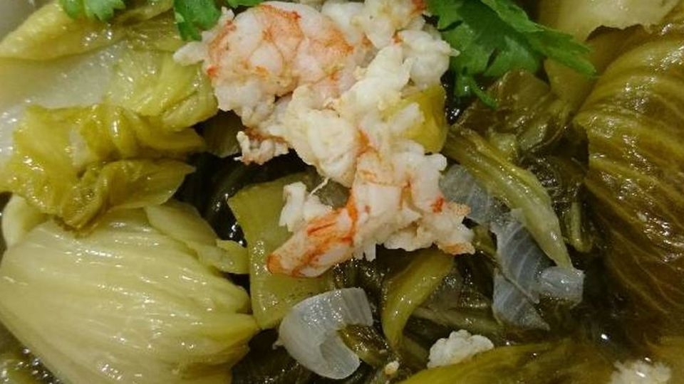 Canh tôm cải chua