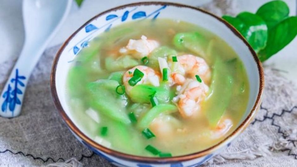 Canh mướp nấu tôm