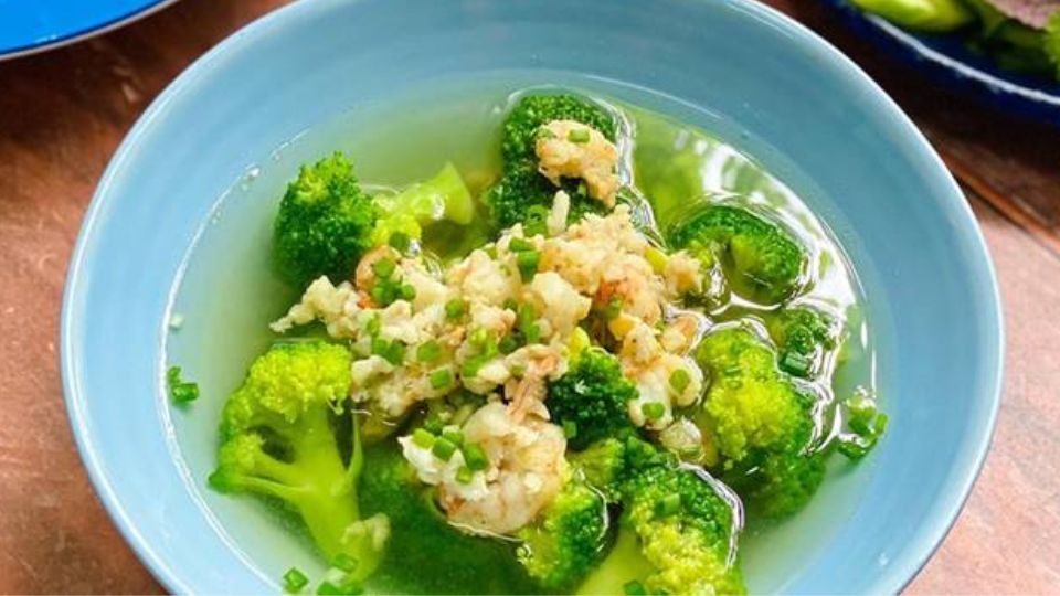 Canh bông cải nấu tôm