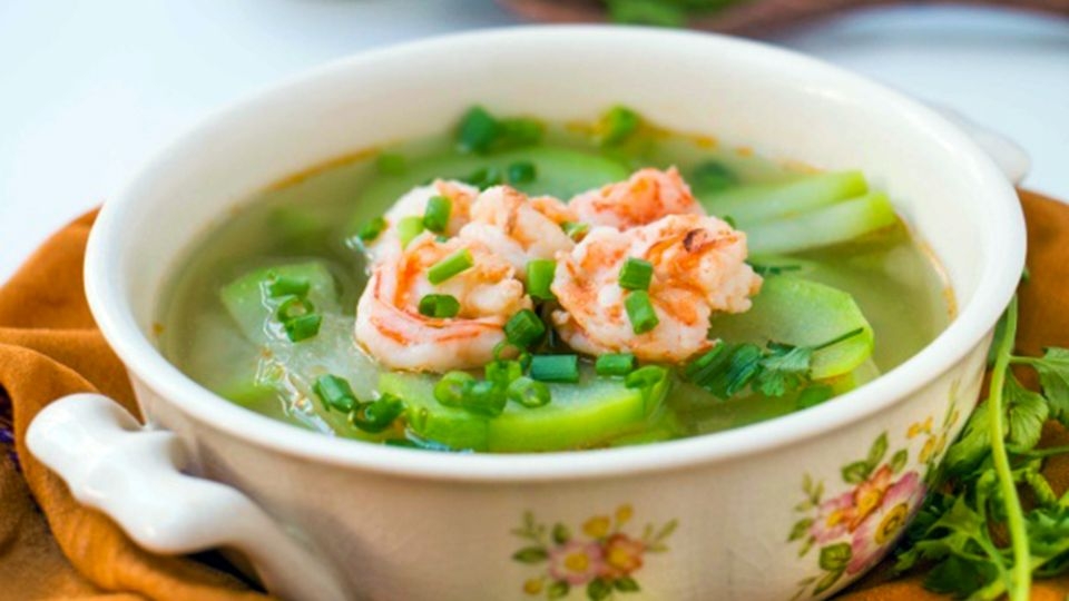 Canh bầu nấu tôm
