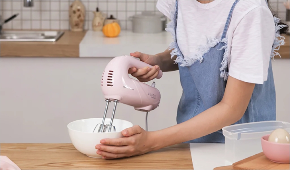 Cách sử dụng máy đánh trứng cấm tay