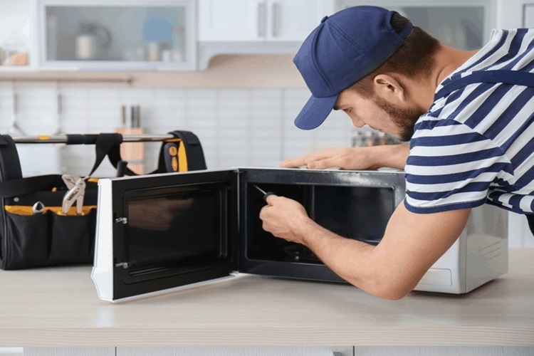 4 nguyên nhân lò vi sóng không sáng đèn và phương pháp xử lý triệt để, hiệu quả - Hình 2