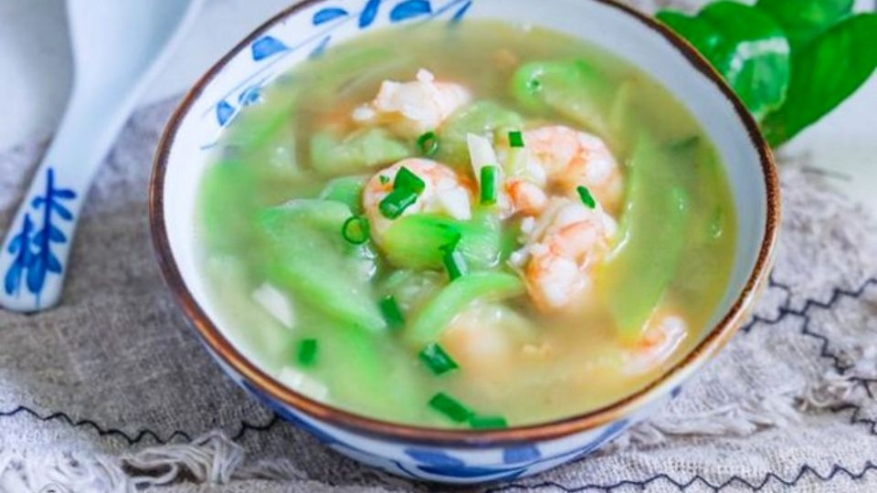 Canh mướp nấu tôm