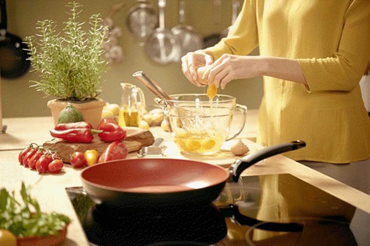 chảo chống dính sử dụng bao lâu - hình 3