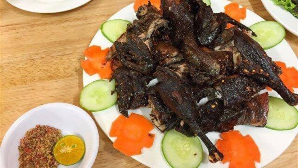 Gà ác nướng