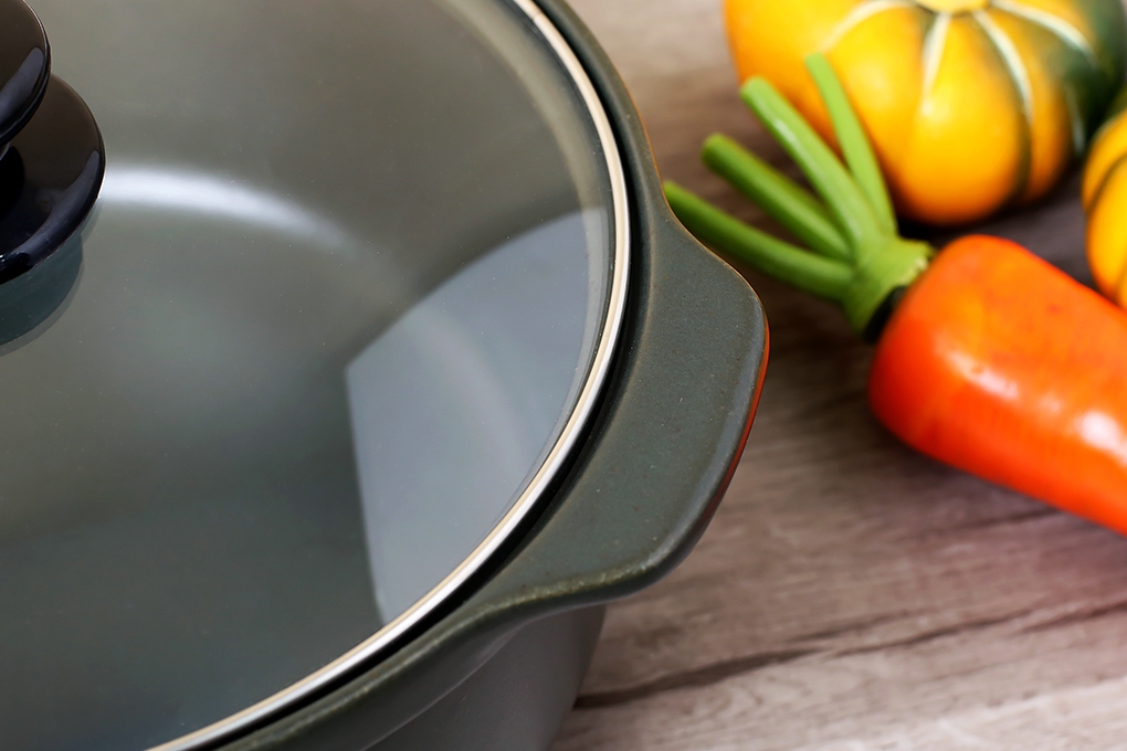 nồi đấy dong hwa của nước nào 8