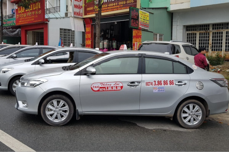 Taxi Thắng Lợi Bình Dương - Đáp ứng mọi nhu cầu di chuyển của khách hàng