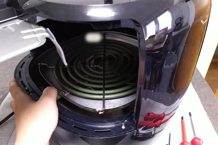 Hướng dẫn vệ sinh thanh nhiệt nồi chiên không dầu có thể bạn chưa biết - hình 2