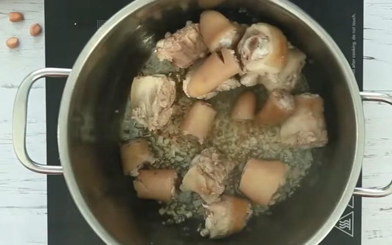 cách nấu mì quảng tôm thịt 1