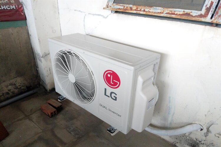 Với các lỗi kỹ thuật bạn nên yêu cầu nhân viên bảo trì đến sửa chữa