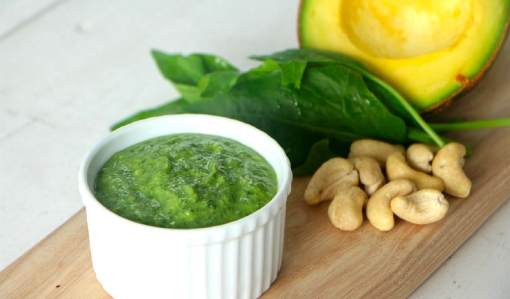 Tìm hiểu nguồn gốc của sốt Pesto? Hướng dẫn làm và ăn sốt Pesto chuẩn vị Ý 3