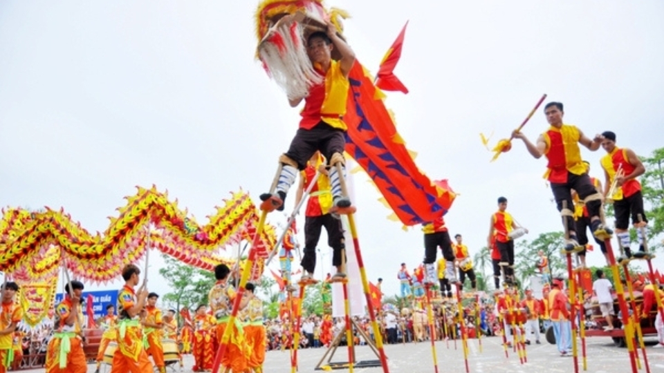 Giá trị về văn hóa của các trò chơi dân gian trong Tết cổ truyền