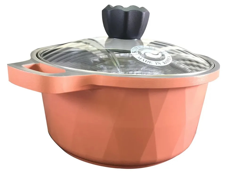 Chiếc nồi phủ men ceramic