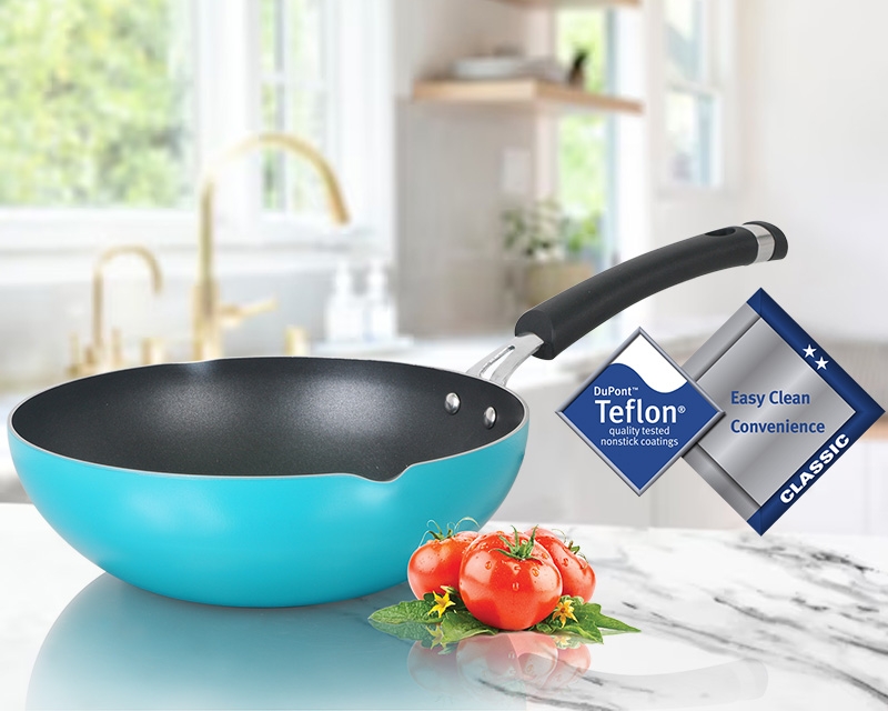 Teflon, một chất hữu cơ chịu ăn mòn, chống dính tốt