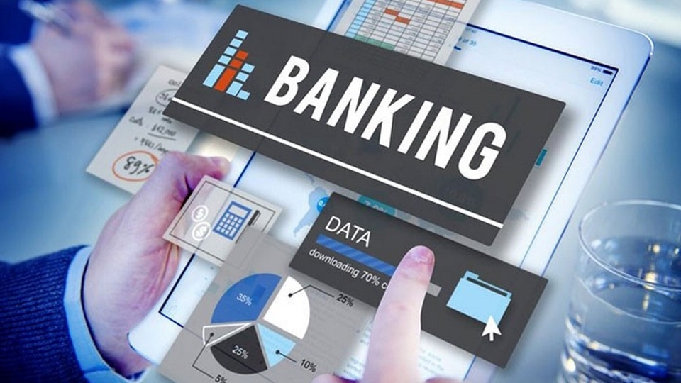 Tài chính ngân hàng.