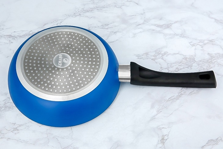 các loại đáy chảo chống dính 1