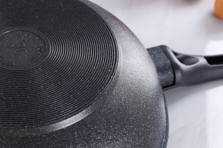 các loại đáy chảo chống dính 3