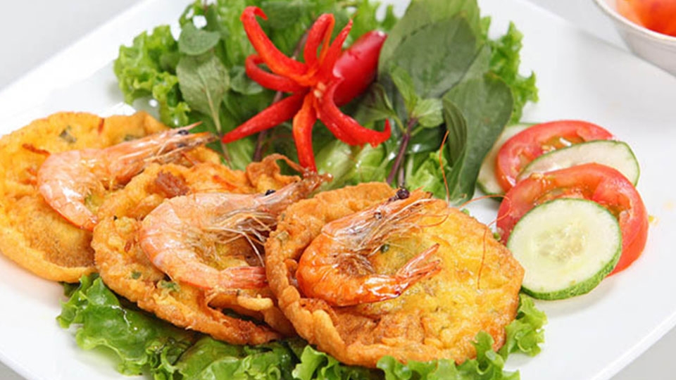 Bánh tôm chiên giòn