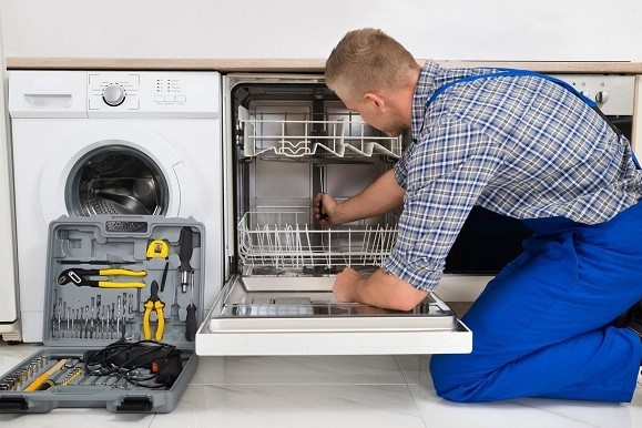 Hướng dẫn chi tiết cách khắc phục tình trạng máy rửa bát không nóng nhanh chóng Hình 1