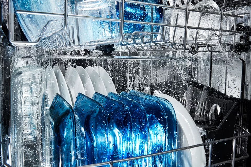 Chảo chống dính và máy rửa bát - Ảnh 03