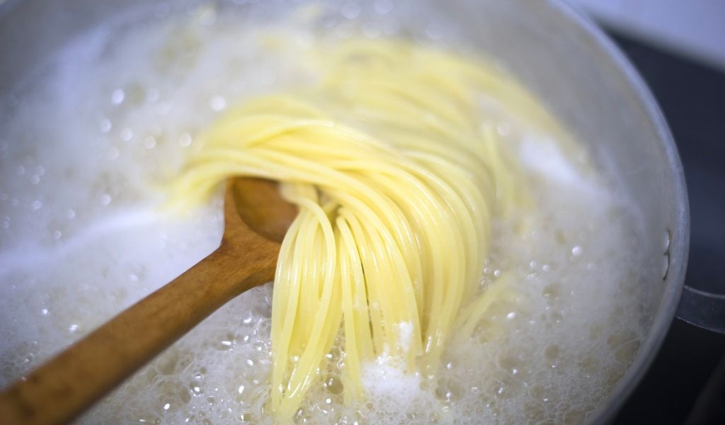 Lưu ý thời gian trong cách luộc mì Ý