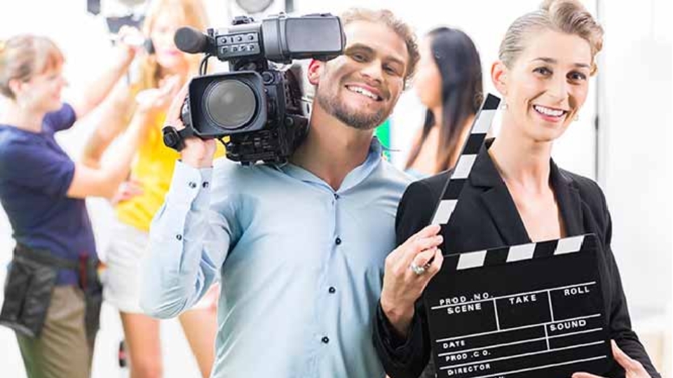 Ngành truyền thông multimedia (Media/Digital media)