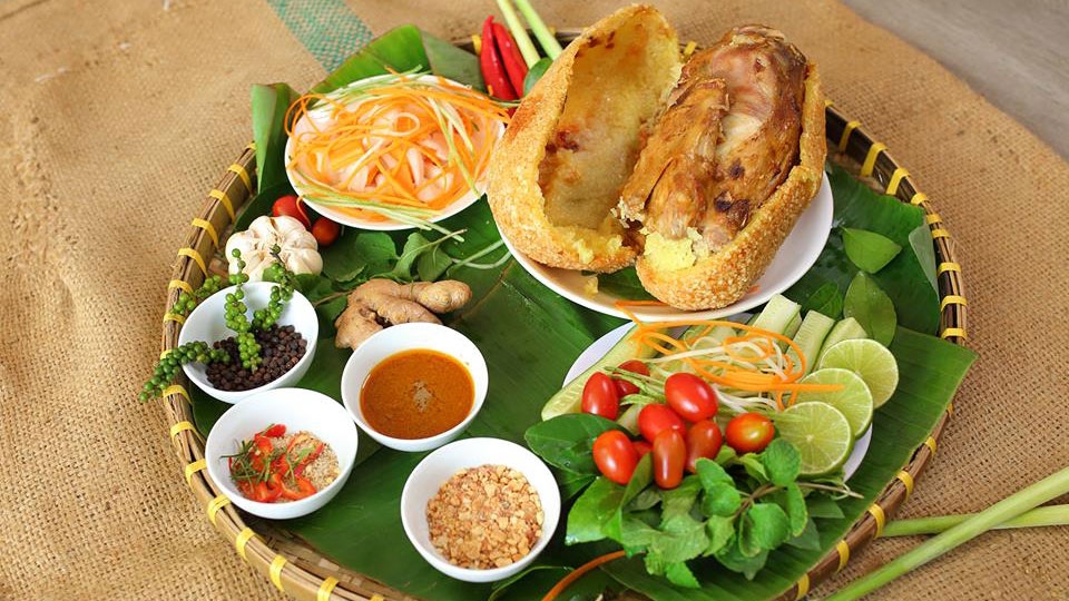 Món gà bó xôi được rất nhiều người yêu thích