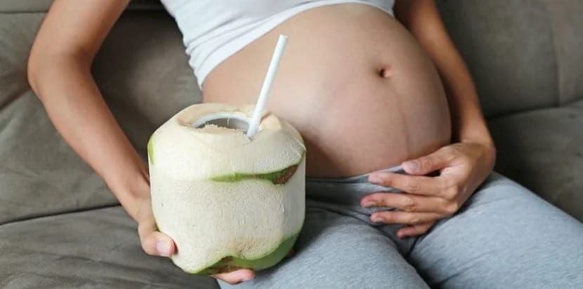Nước dừa để tủ lạnh được bao lâu và những lợi ích tuyệt vời mà nước dừa mang lại cho sức khỏe 4