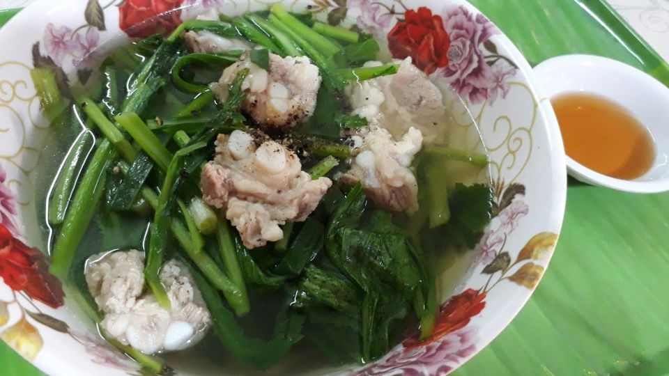 Canh sườn cải bẹ