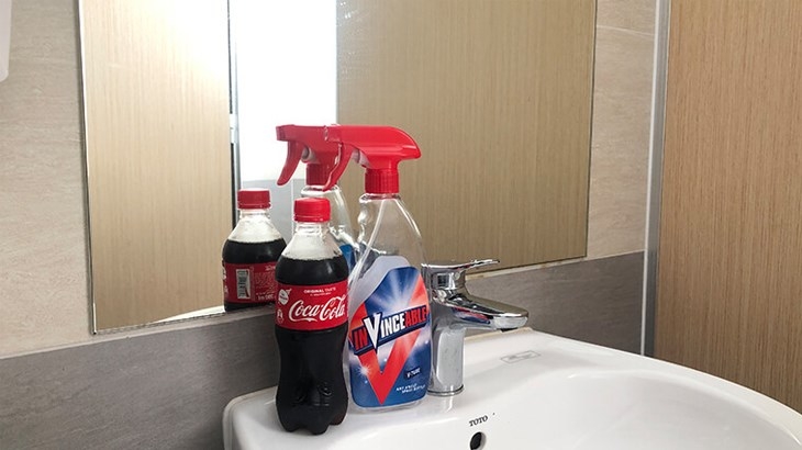 vệ sinh vòi rửa bát 3