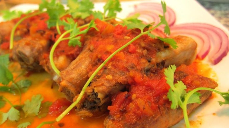 Sườn sốt cà chua