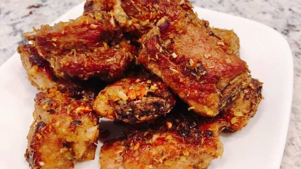 Sườn non xào xả ớt