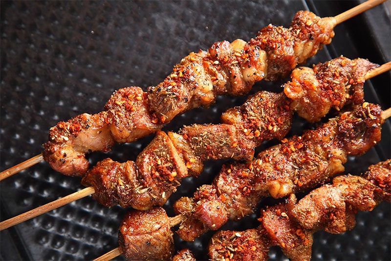 cách ướp thịt xiên nướng hình 2