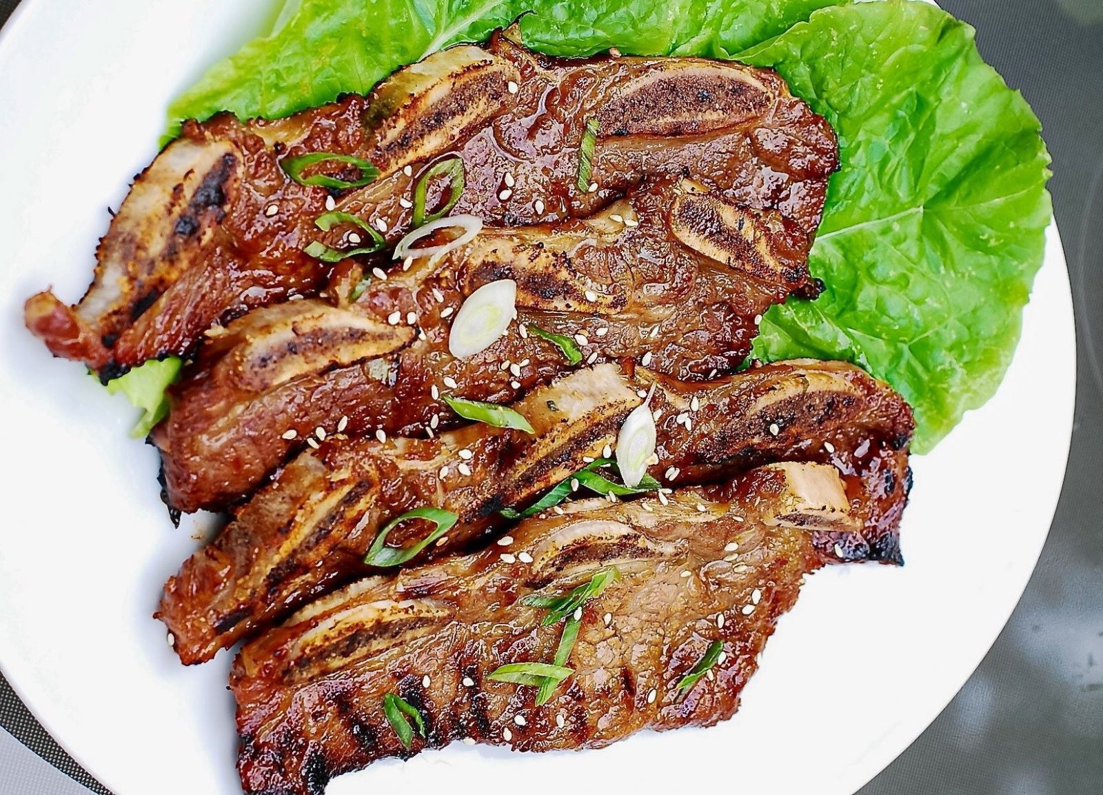 Mẹo Chọn Mua Và Bảo Quản Sườn Bò Tươi Ngon