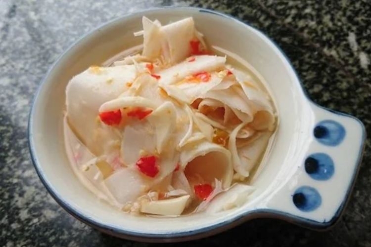 canh măng chua