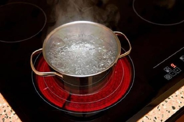 Nguyên nhân dẫn đến lỗi E1 bếp hồng ngoại và hướng dẫn cách khắc phục nhanh chóng Hình 3