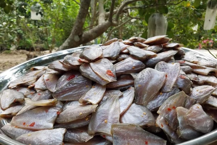 Thành phẩm khô cá sặc bướm thơm đặc trưng
