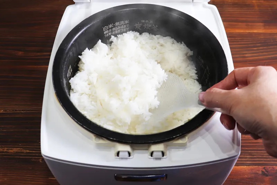 Cách bảo quản cơm trong tủ lạnh - Ảnh 02