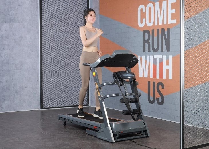 Có nên mua máy chạy bộ tại nhà không? Mua máy chạy bộ cho gia đình cần chọn theo tiêu chí nào? 1