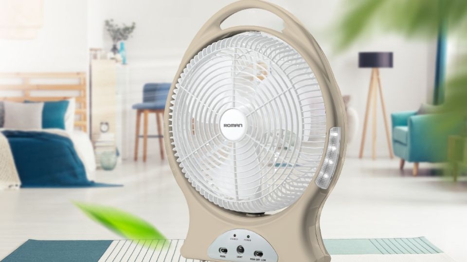 Không nên dùng quạt cạn kiệt điện mới sạc