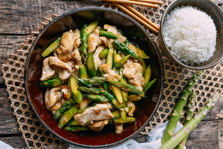 Tổng hợp 4 cách xào măng tây thơm ngon, dễ dàng chế biến trong căn bếp nhỏ