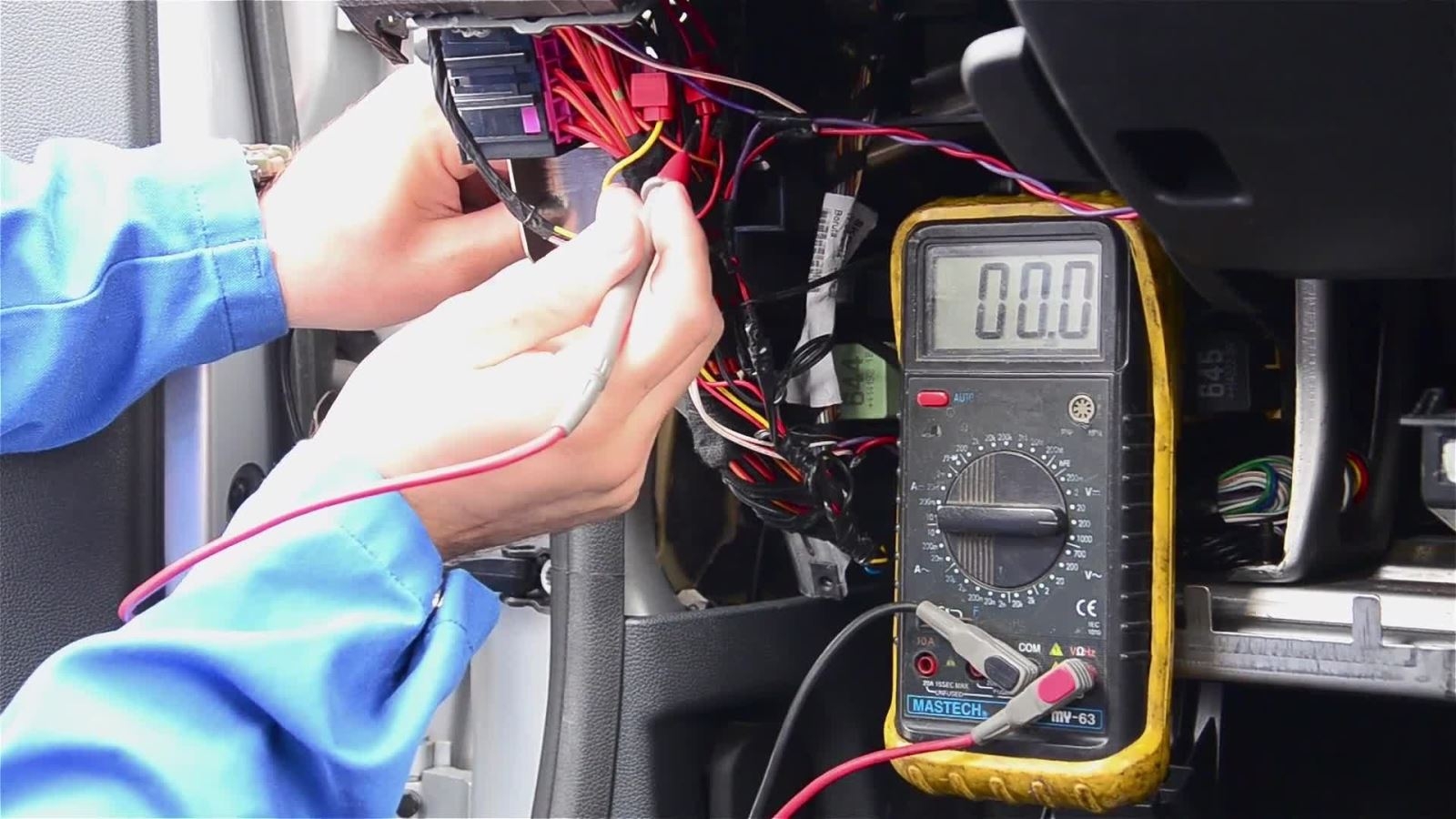 Thiết bị định vị ô tô là gì - Hình 2